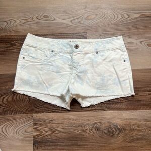 So white blue type dye junior shorts